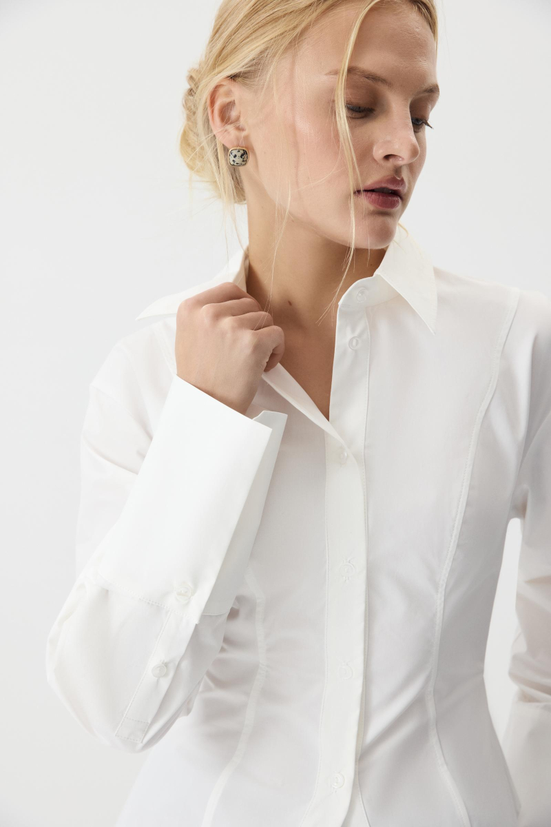 Рубашка приталенная из хлопка Charmstore, цвет: молочный, 112-45546-111 купить онлайн