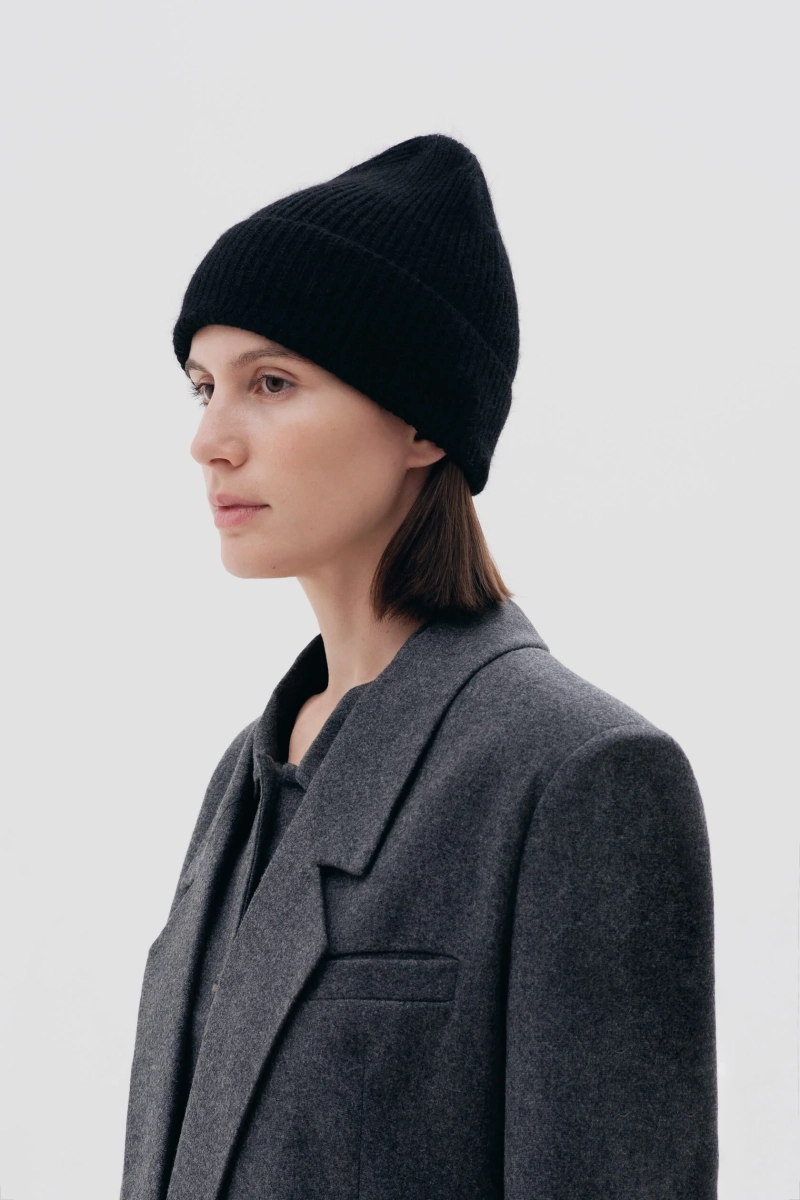Шапка из ангоры Mankova, цвет: Черный SH032 купить онлайн