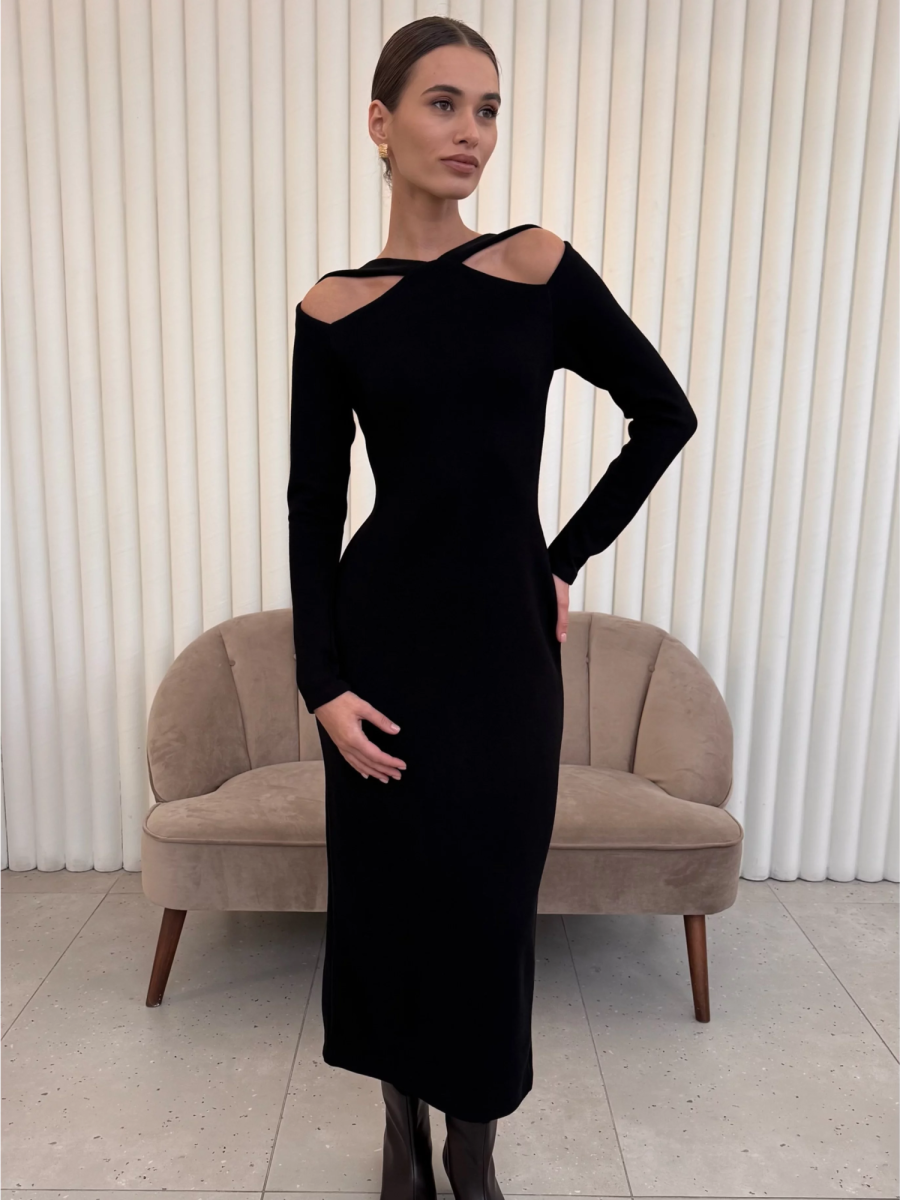 Платье миди с вырезами