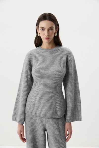 Джемпер приталенный с шерстью