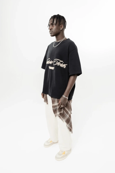 Футболка Black "venture forth T-Shirt" types, цвет: Черный,  купить онлайн