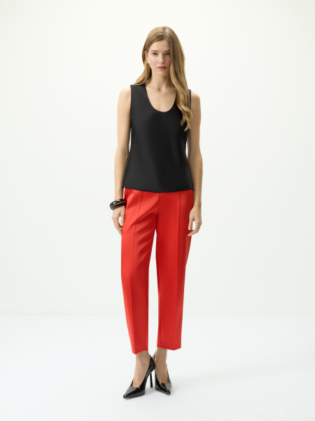 Атласный топ с шелковистым блеском