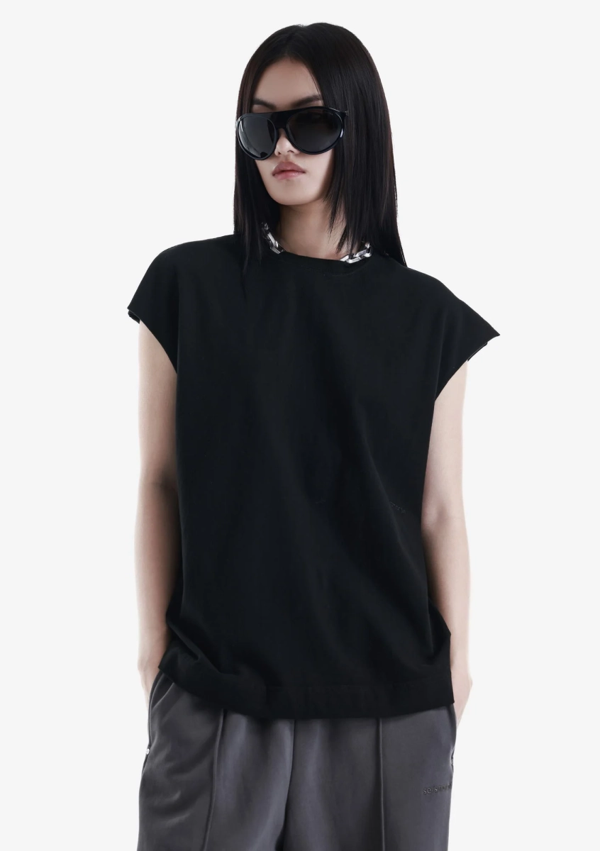 Футболка-безрукавка