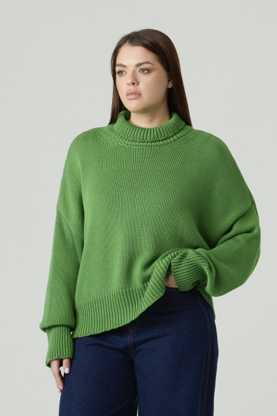 Свитер вязаный