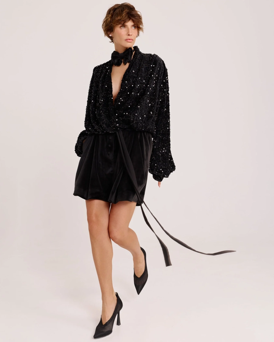 Шорты из бархата BLACK Anmuse, цвет: Черный, SH25W215-BLC купить онлайн