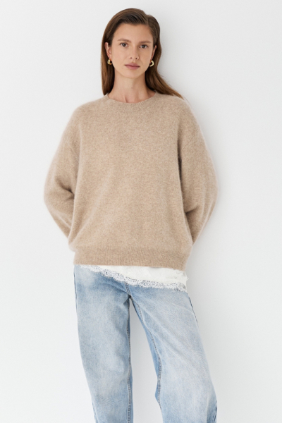 Свитер пушистый из 100% шерсти