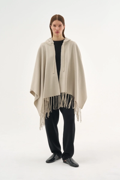 Пончо с капюшоном Mankova, цвет: жемчужный, SS25-009 купить онлайн