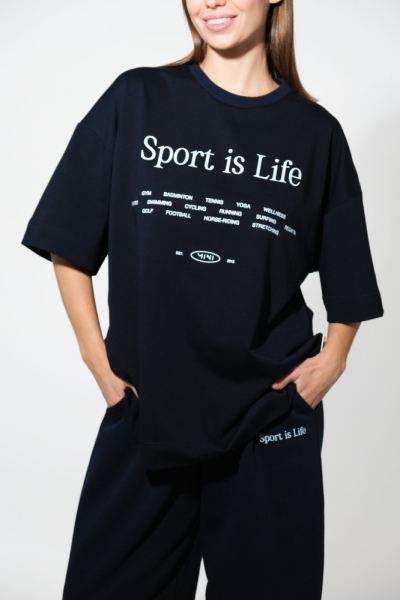 Футболка Sport is life