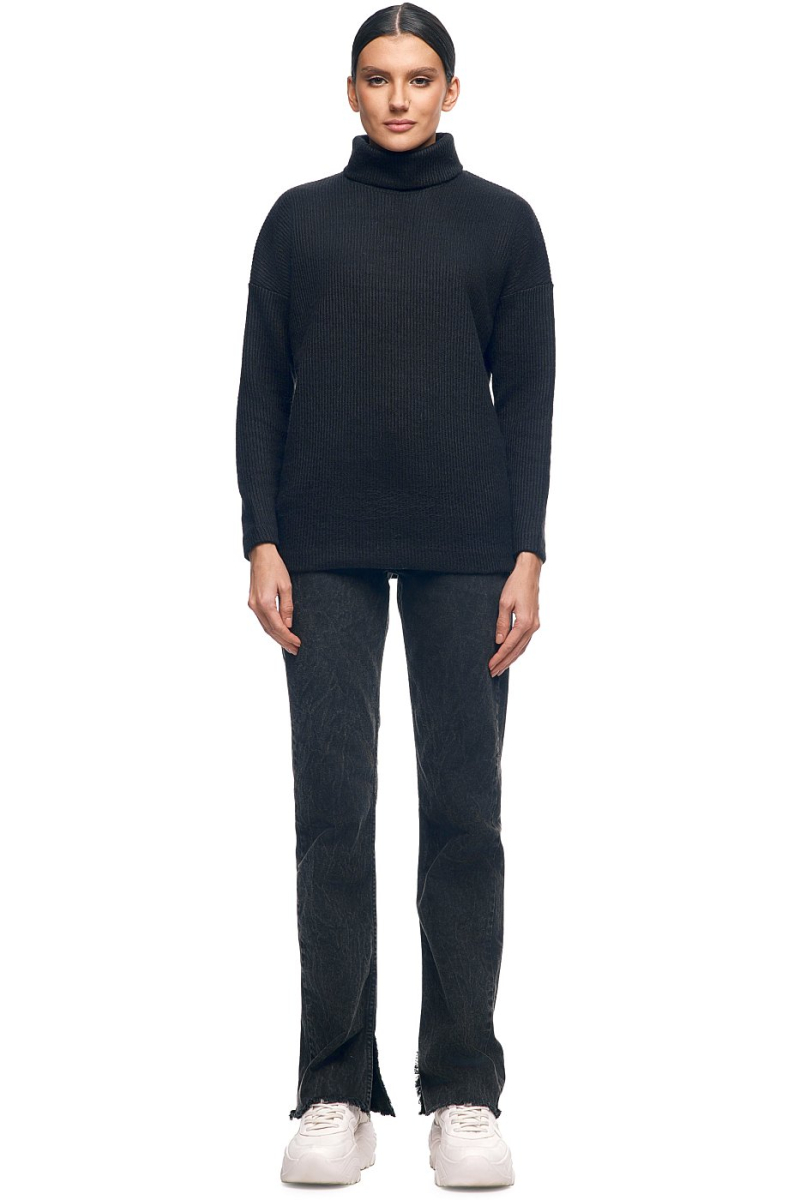 Свитшот удлиненный спущенный рукав