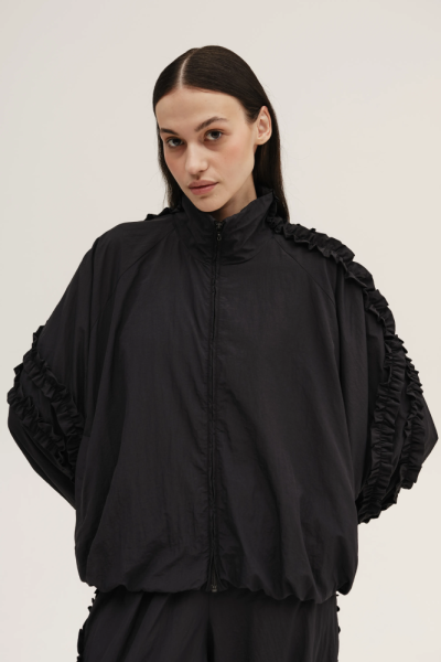 Олимпийка с поплывшими лампасами