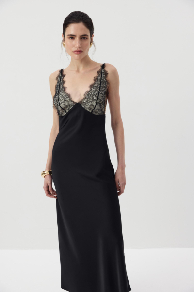 Платье из сатина с кружевом