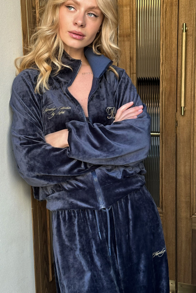 Свитшот из велюра BLUE Label .B, цвет: blue, Tp.02.3.3021.1025BL купить онлайн