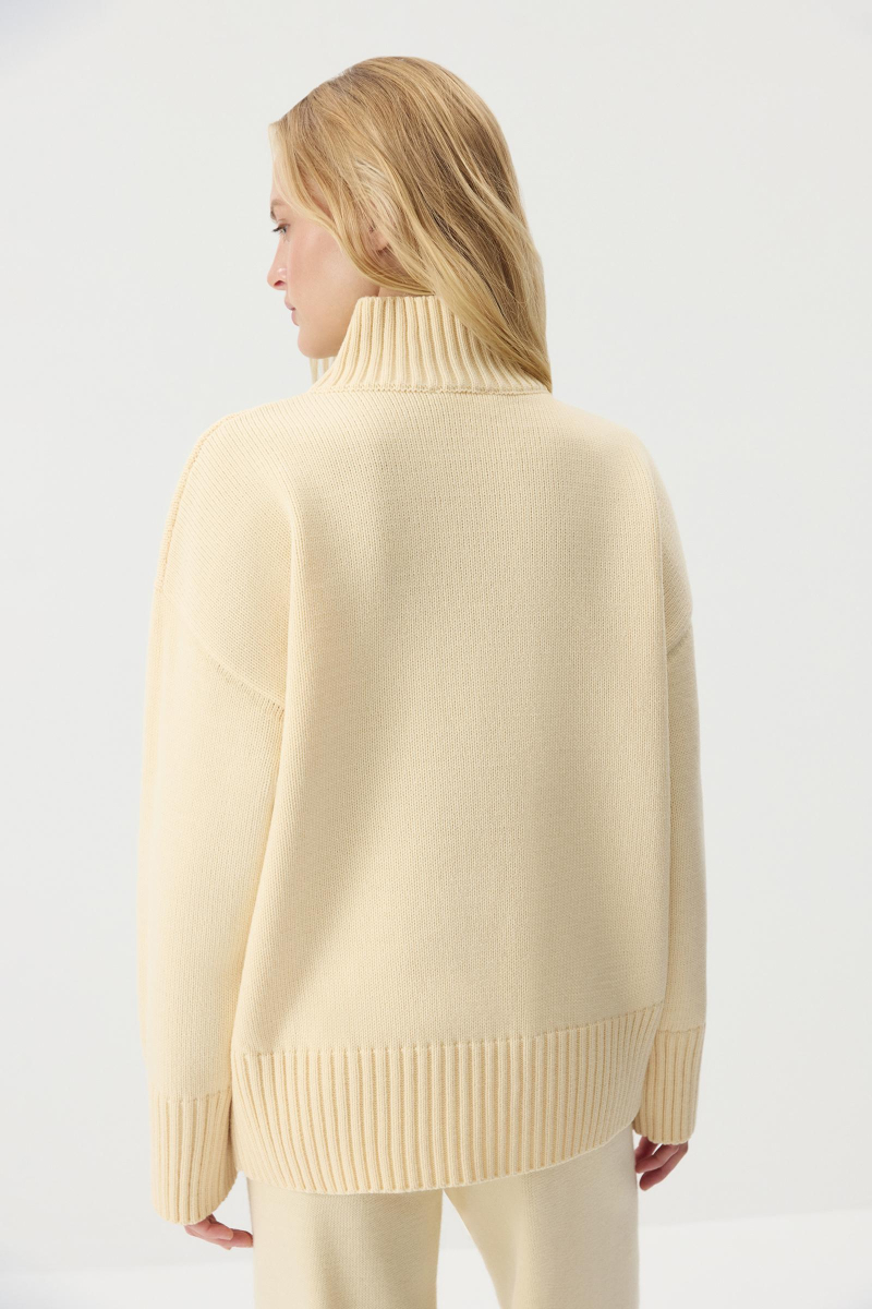 Свитер со стойкой из шерсти мериноса Charmstore, цвет: Сливочный, 314-44898-121 купить онлайн