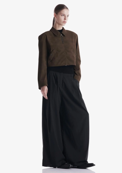 Укороченная куртка из экозамши KRAKATAU, цвет: коричневый, Qw576-7 купить онлайн