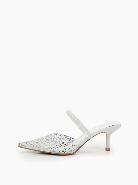 Босоножки на небольшом каблуке силиконовые в стразах