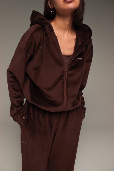 Бомбер Velour с капюшоном