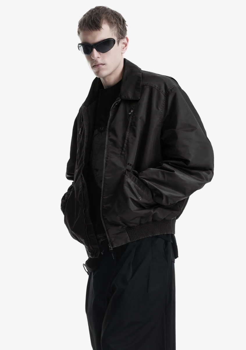 Куртка-бомбер KRAKATAU, цвет: Черный, Qu568-1 купить онлайн