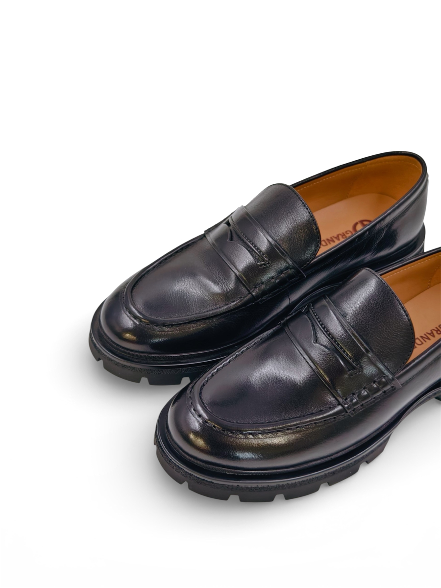 Лоферы из натуральной кожи GRANDERA, цвет: Черный  купить онлайн