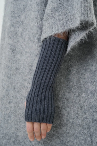 Митенки трикотажные 3D KNIT Mankova, цвет: графитовый SH006 купить онлайн