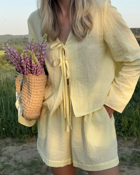 Костюм на завязках НИ ИМЕНИ, НИ ПОХОЖИХ, цвет: лимонный, 00-00000232 купить онлайн