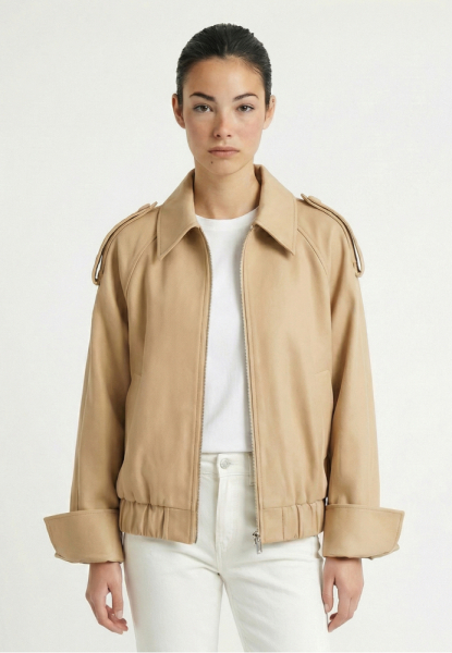 Куртка из плащевой ткани с рукавом реглан