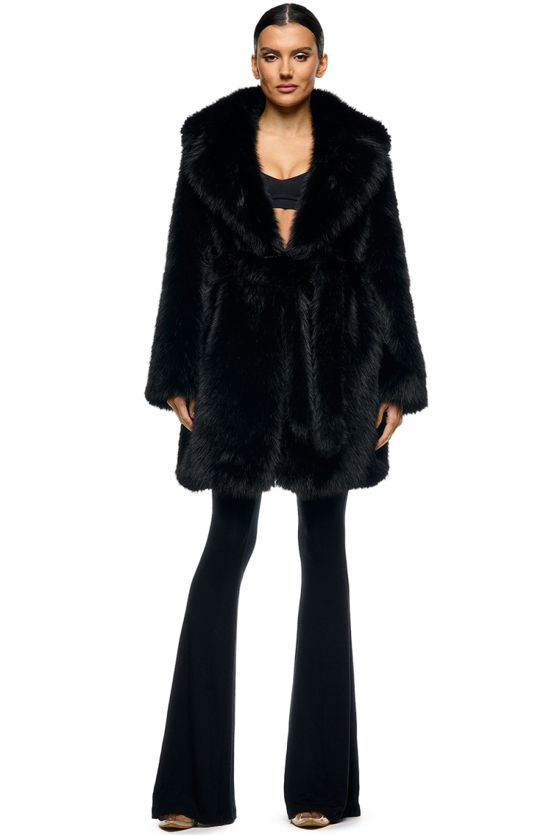 Шуба удлиненная с поясом