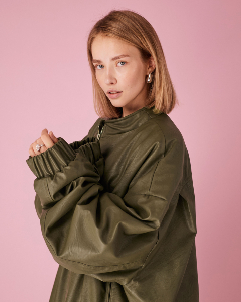 Бомбер из эко-кожи maxiover TABOO, цвет: зеленый, BrMaxiLeatherKhaki купить онлайн