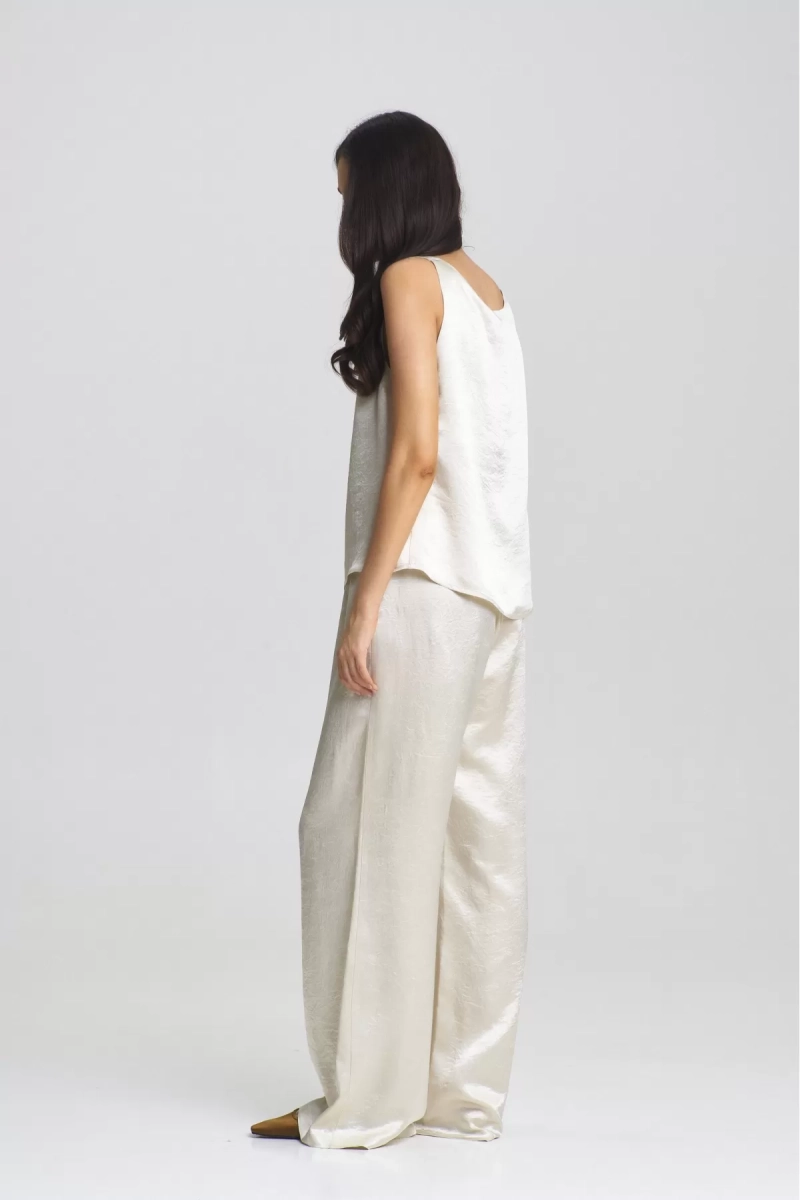 Костюм SIlk Touch Pearl Erist store, цвет: белый НФ-00002461 |новая коллекция купить онлайн