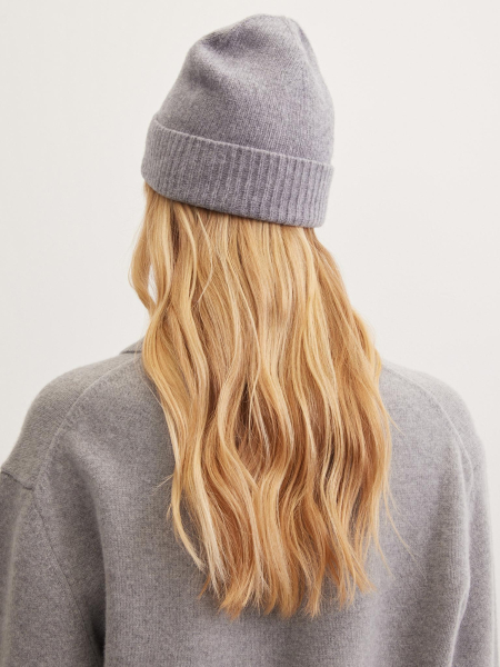 Шапка из шерсти мериноса и кашемира Chaika, цвет: графитовый AW25HT02-14 купить онлайн