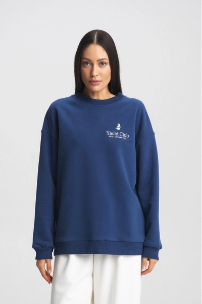 Свитшот YACHT CLUB