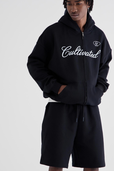 Шорты базовые CULTBASE, цвет: Черный,  купить онлайн