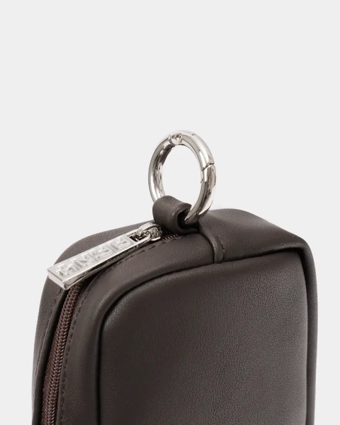 Чехол для зарядки и проводов