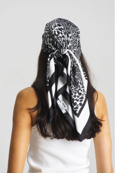 Платок-бандана Black&White Erist store, цвет: черный/белый НФ-00002240 купить онлайн