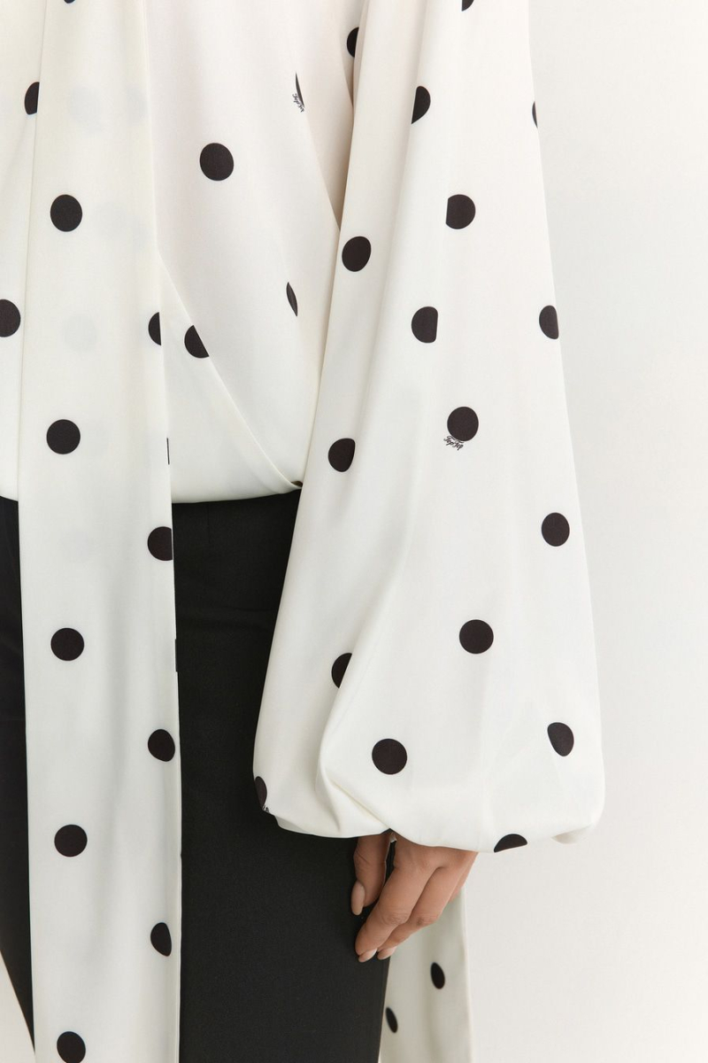 Блуза с принтом «горох» TOPTOP, цвет: молочный с принтом, TT.020.18396.121 купить онлайн