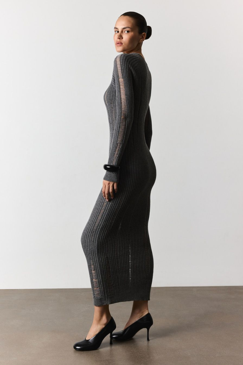 Платье с распущенной вязкой TOPTOP, цвет: серый, TT.011.14082.800 купить онлайн