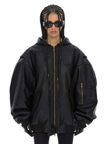 Бомбер с капюшоном