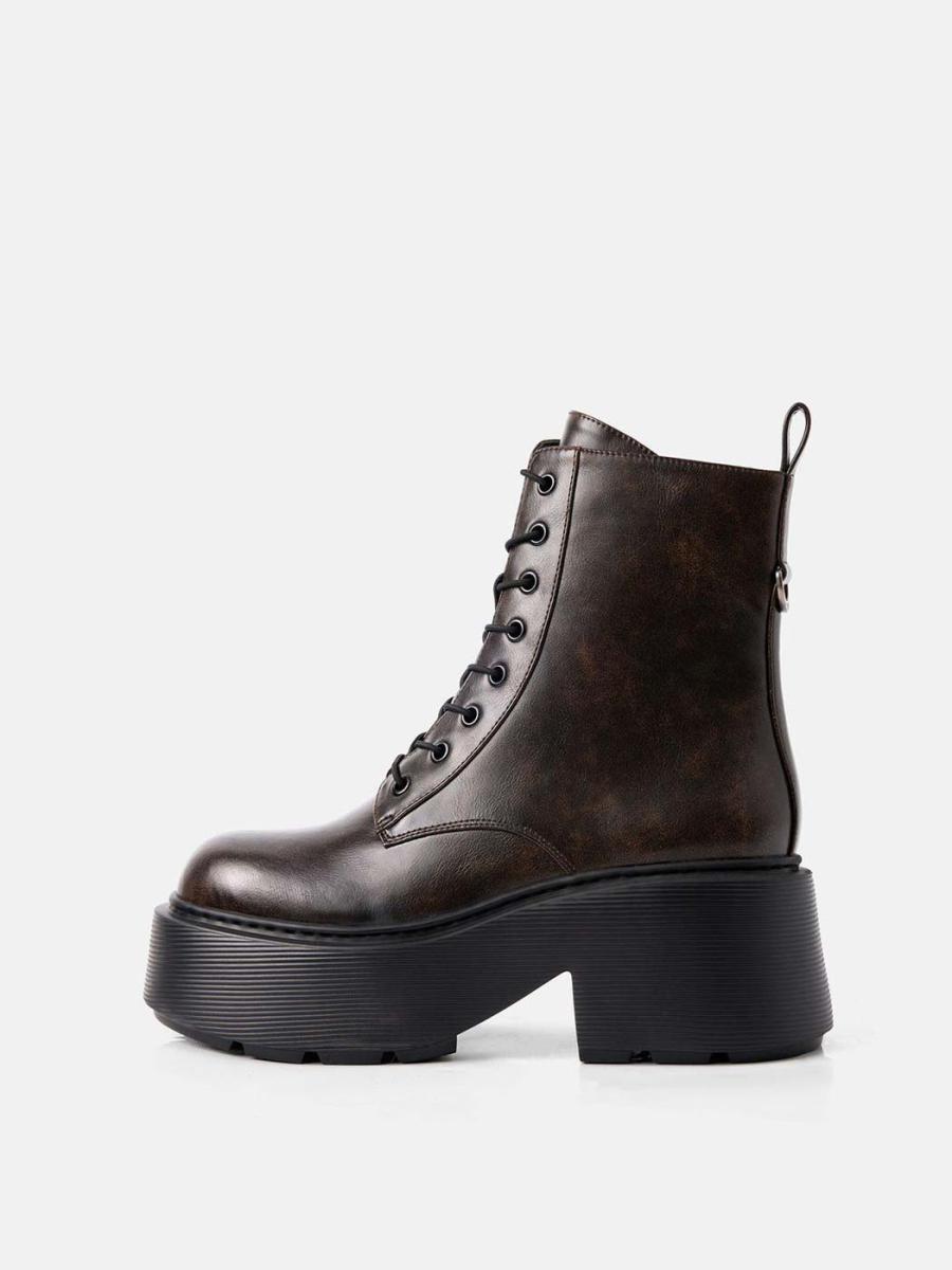 Ботинки на платформе