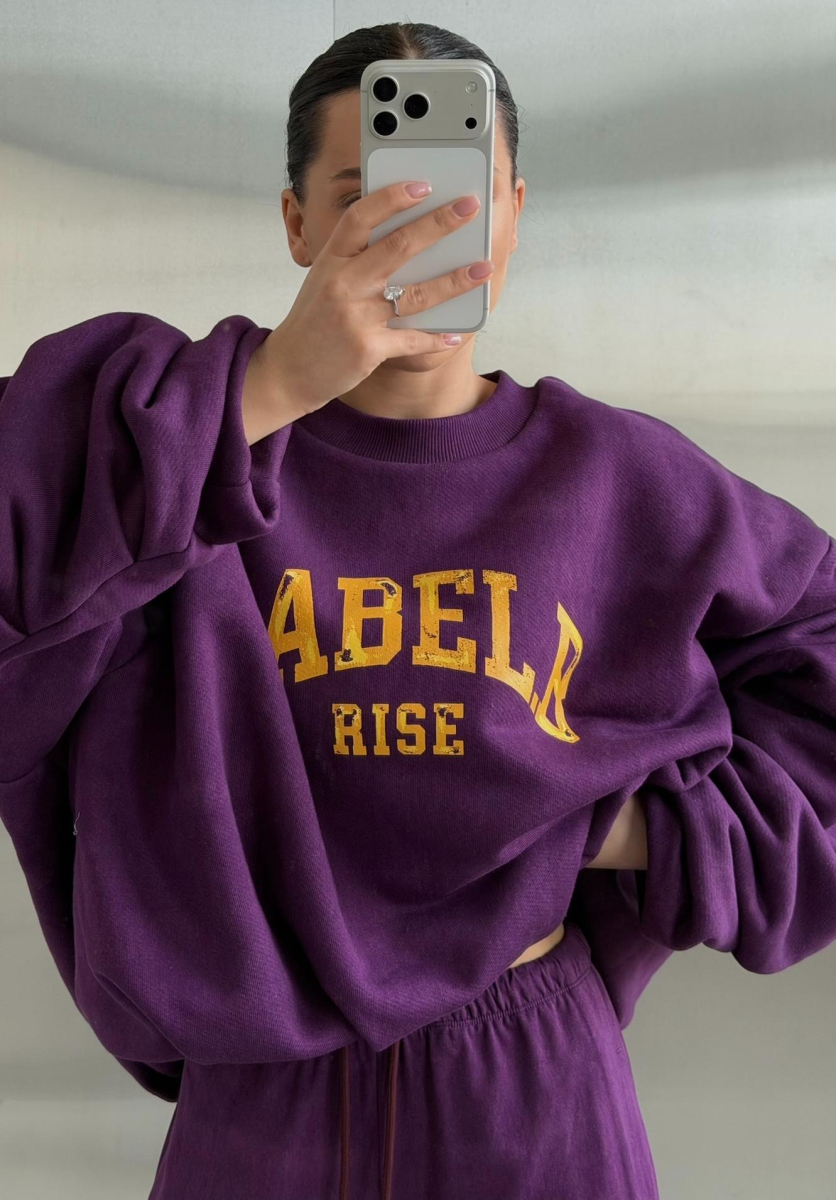 Свитшот с защипами