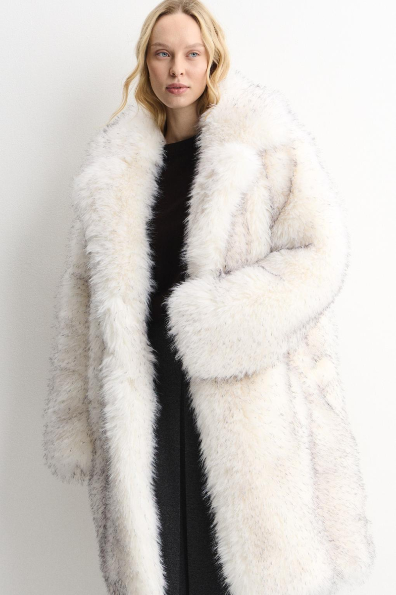 Шуба MOLARI ENEVOO, цвет: белый, 07113 купить онлайн