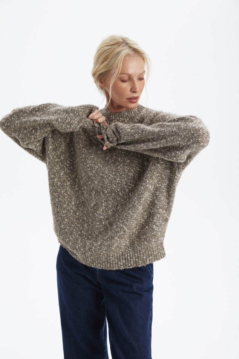 Свитер объемный с буклированным эффектом M.REASON, цвет: бежевый, 12.10610.695.716 W26 купить онлайн