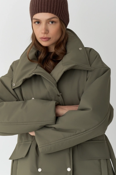 Парка на кнопках двубортная Ricoco, цвет: темно-оливковый, 6096/4 купить онлайн