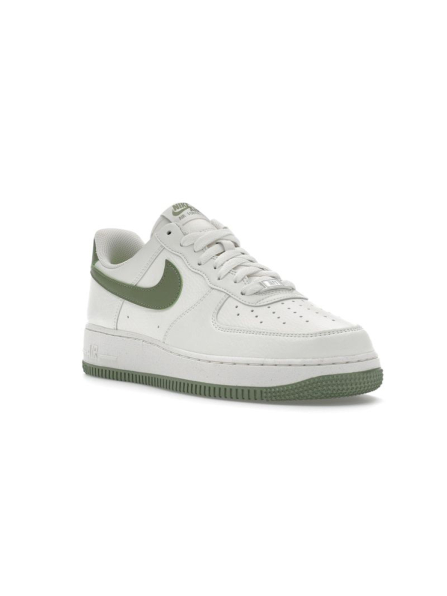 Кроссовки женские Nike Air Force 1 07 Next Nature "Oli Green" NKDADDYS SNEAKERS, цвет: зеленый DV3808-106 купить онлайн