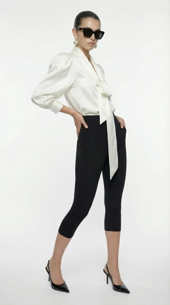 Капри из бифлекса Shtripling, цвет: Черный, SHPNT012BLK купить онлайн