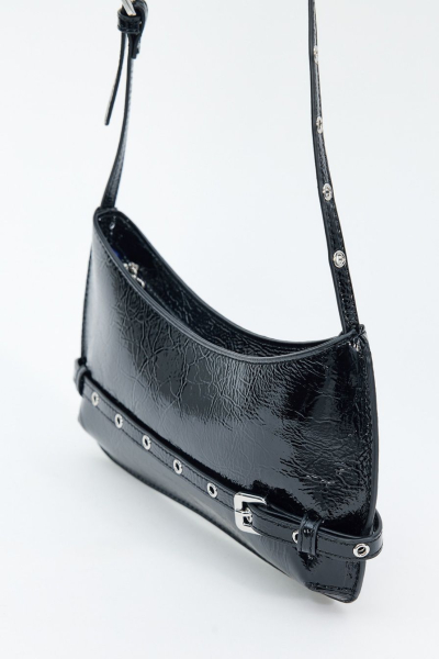 Сумка из лаковой экокожи