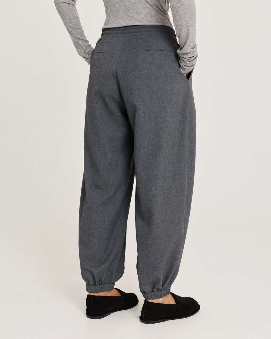 Брюки-шаровары из шерсти GRAY Anmuse, цвет: серый, TR25W204-GR купить онлайн