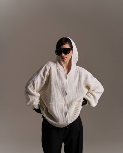 Вязаный худи с капюшоном Suborbia, цвет: экрю, 006952 купить онлайн