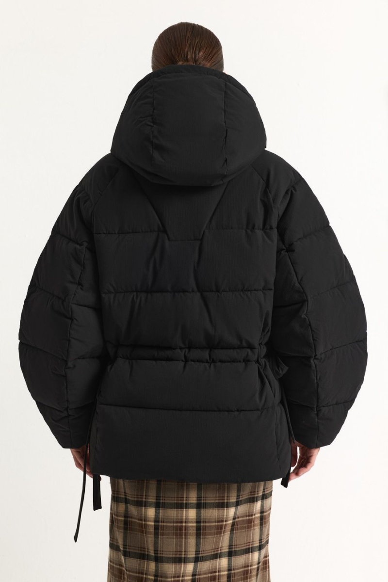 Пуховик с капюшоном TOPTOP, цвет: Черный, TT.042.17963.900 купить онлайн