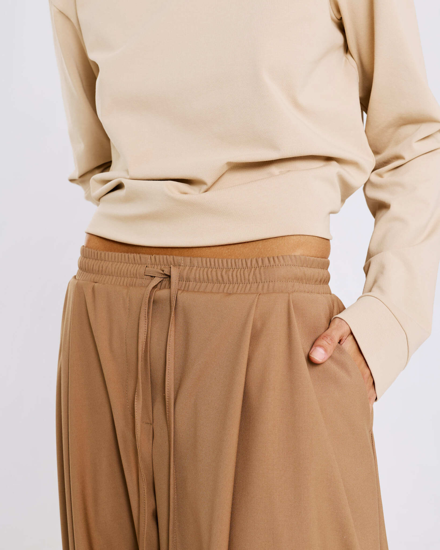 Брюки-шаровары из костюмной ткани Anmuse, цвет: бежевый, BL26SP312-CRM купить онлайн