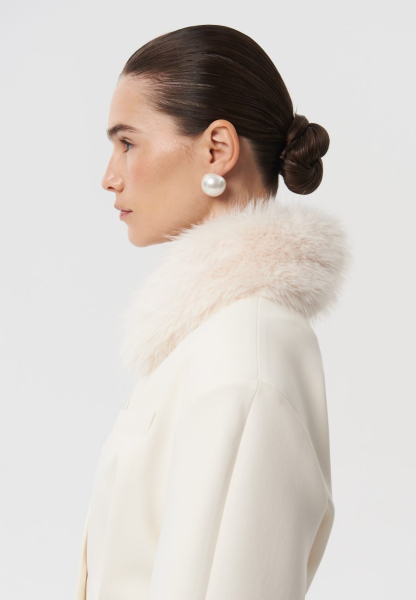 Воротник из меха «Sphinx» CHUBA, цвет: молочный  купить онлайн