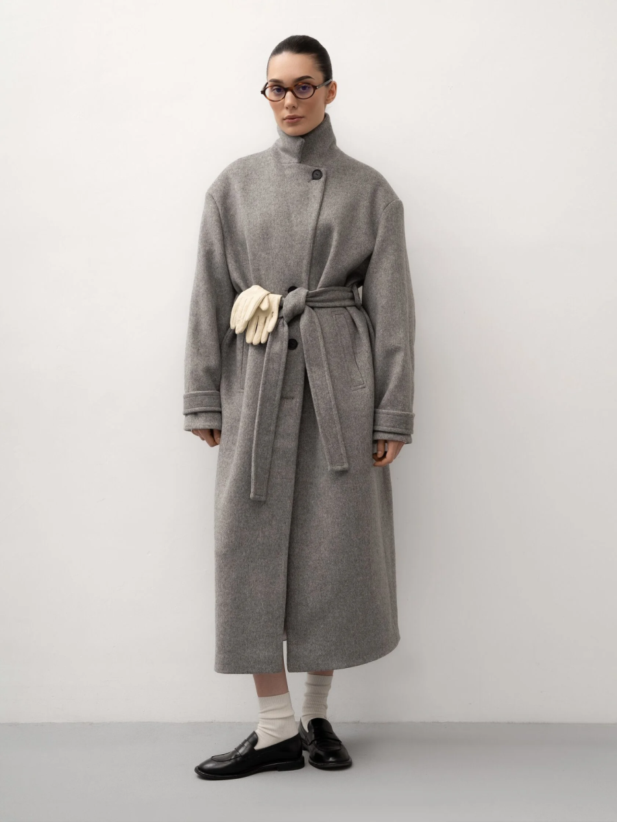 Пальто с поясом